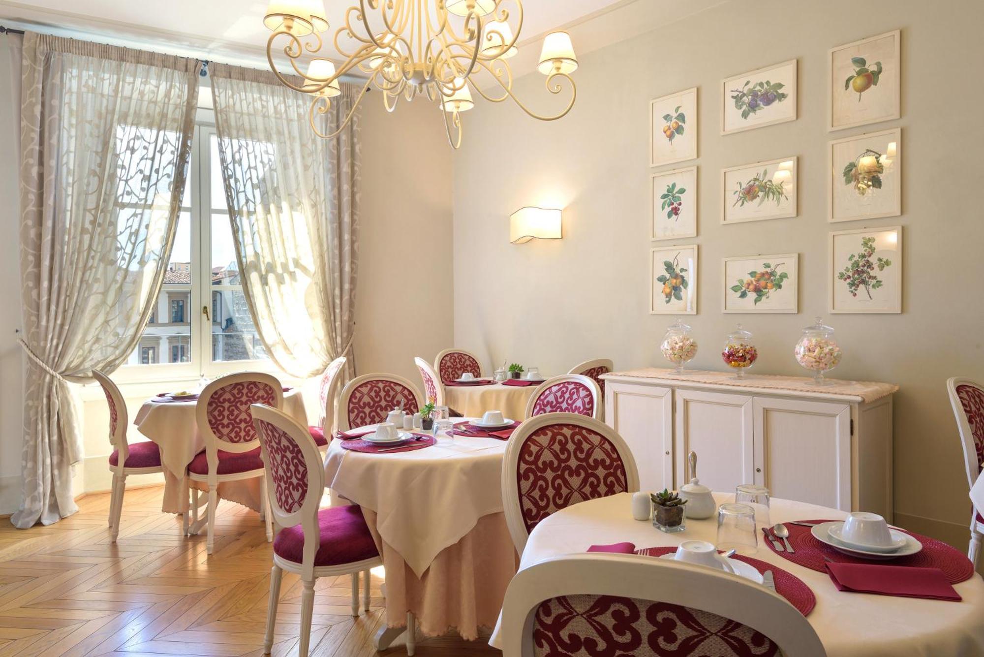 Bed and Breakfast Palazzo Della Stufa Residenza D'Epoca Florenz Exterior foto