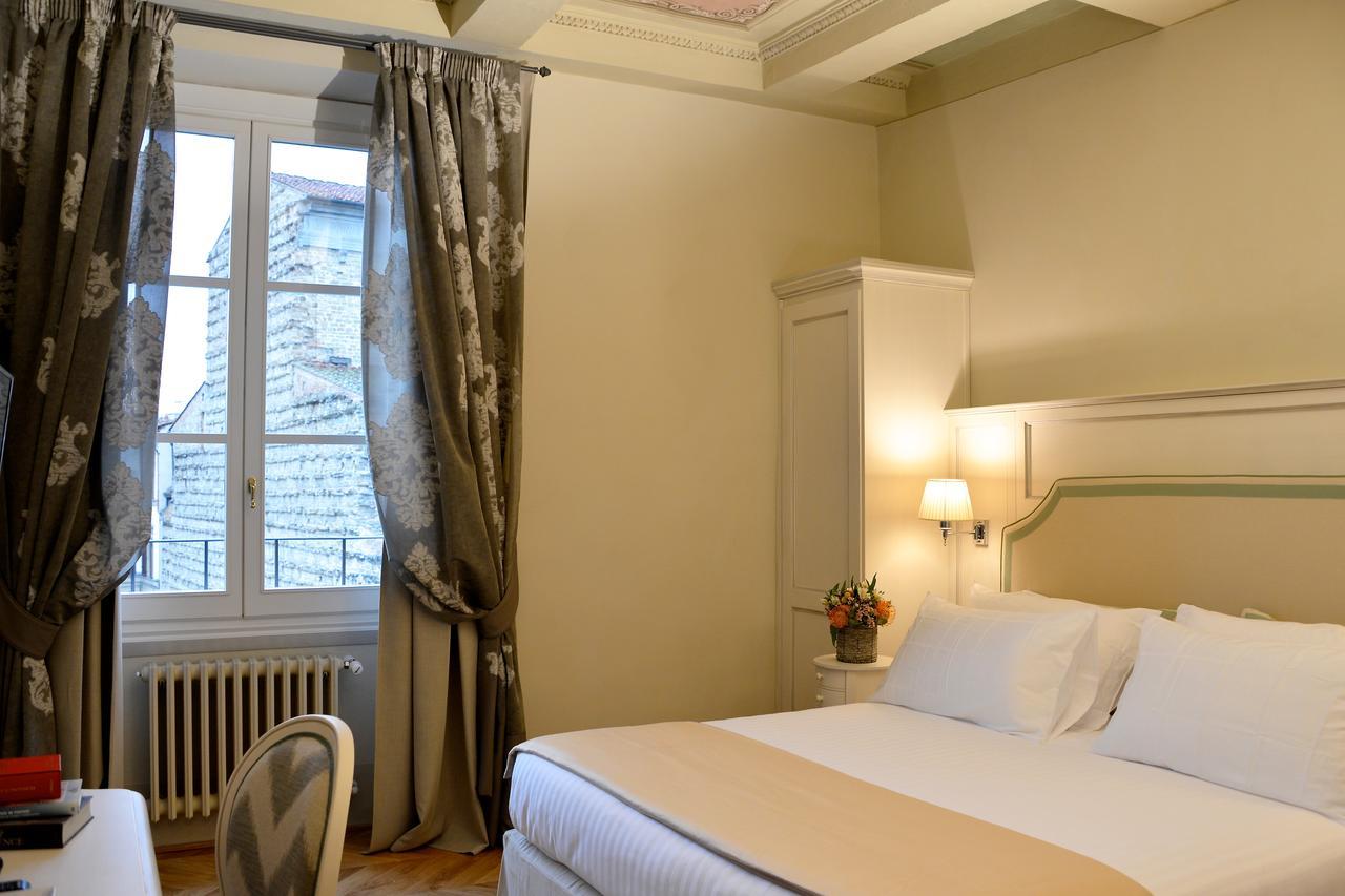 Bed and Breakfast Palazzo Della Stufa Residenza D'Epoca Florenz Exterior foto